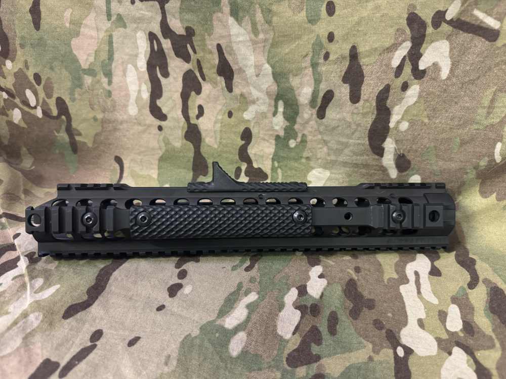 Knights Armament URX 3.1 13.5" Rail W/Rail Panels and Manual -img-3