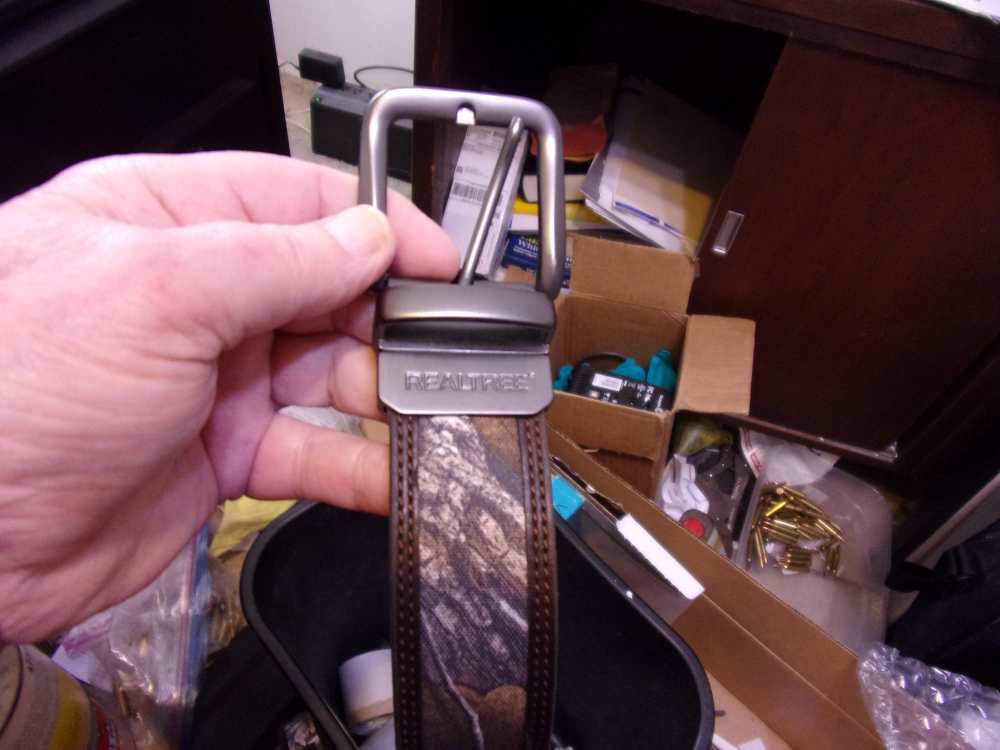 REAL TREE CAMO/LEATHER BELT 42- 44" NEW REDUCED !-img-3