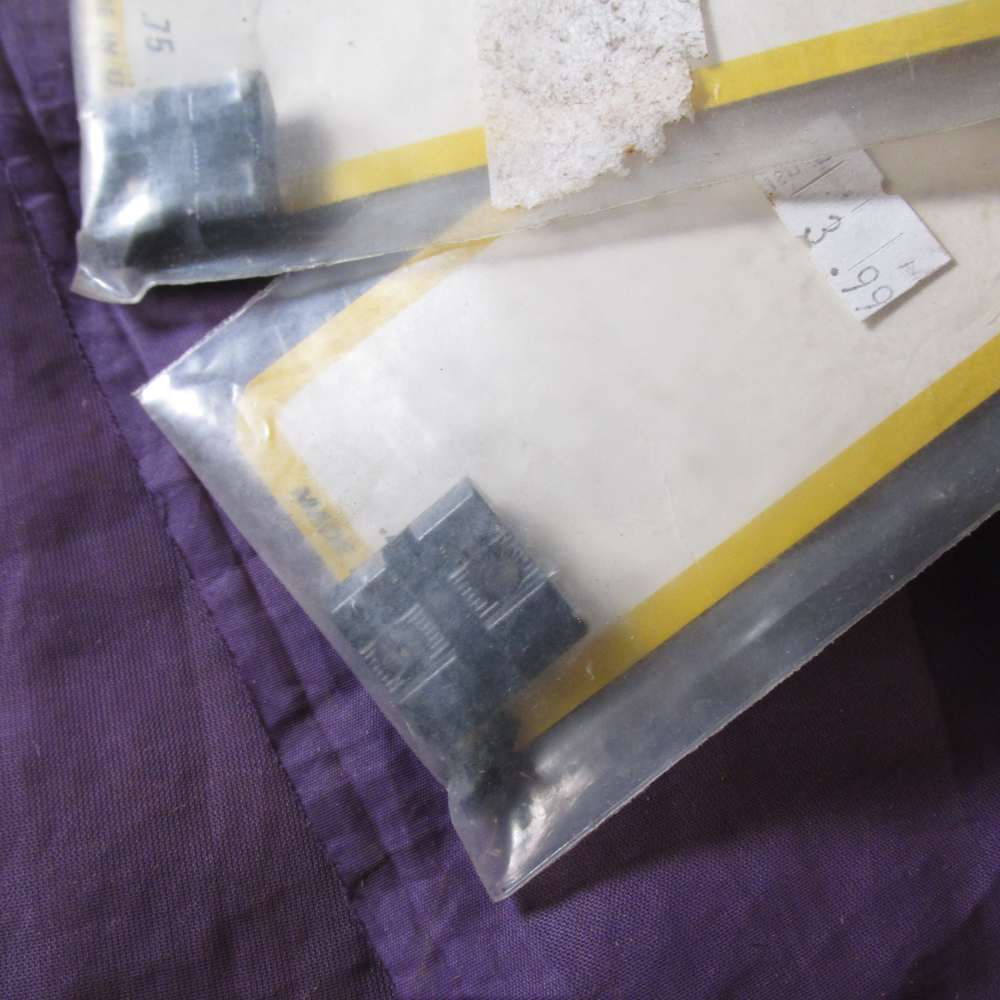 Weaver Scope Base Lot-img-2
