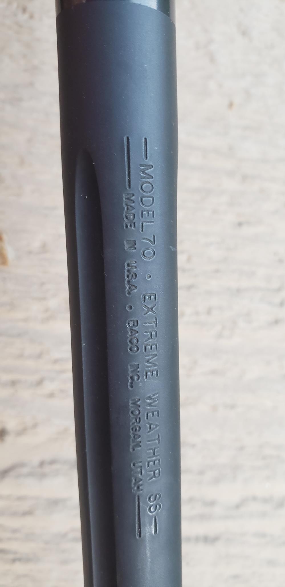 Winchester  model 70 classic  extreme weather 300 Winchester -img-4
