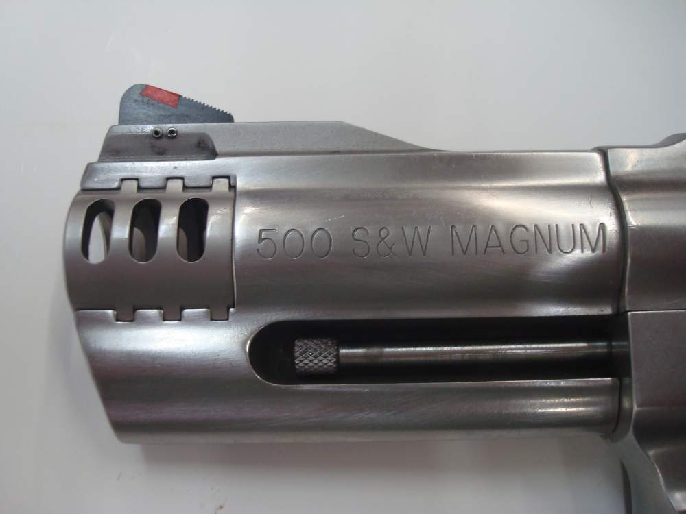 Smith & Wesson Model: 500 Revolver 4 Inch - One Owner - Never Used-img-7