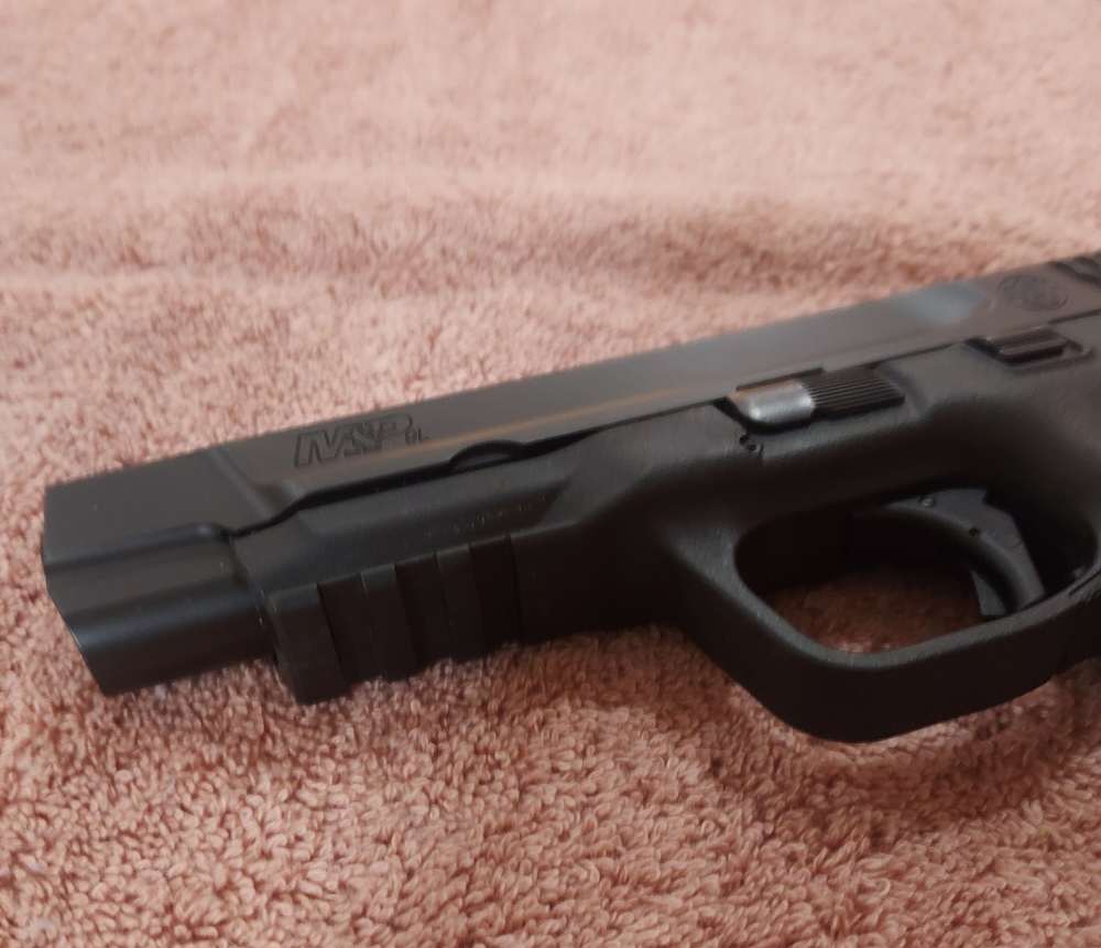 Smith & Wessom M&P9L...5".  Test fired only! Apex full trigger kit!-img-7