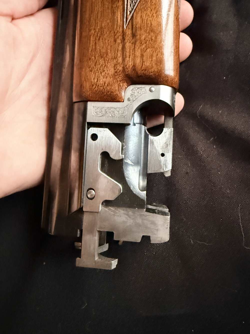 Browning 525 Sporting I O/U Shotgun 12GA. 2 3/4 or 3”  30" -img-45
