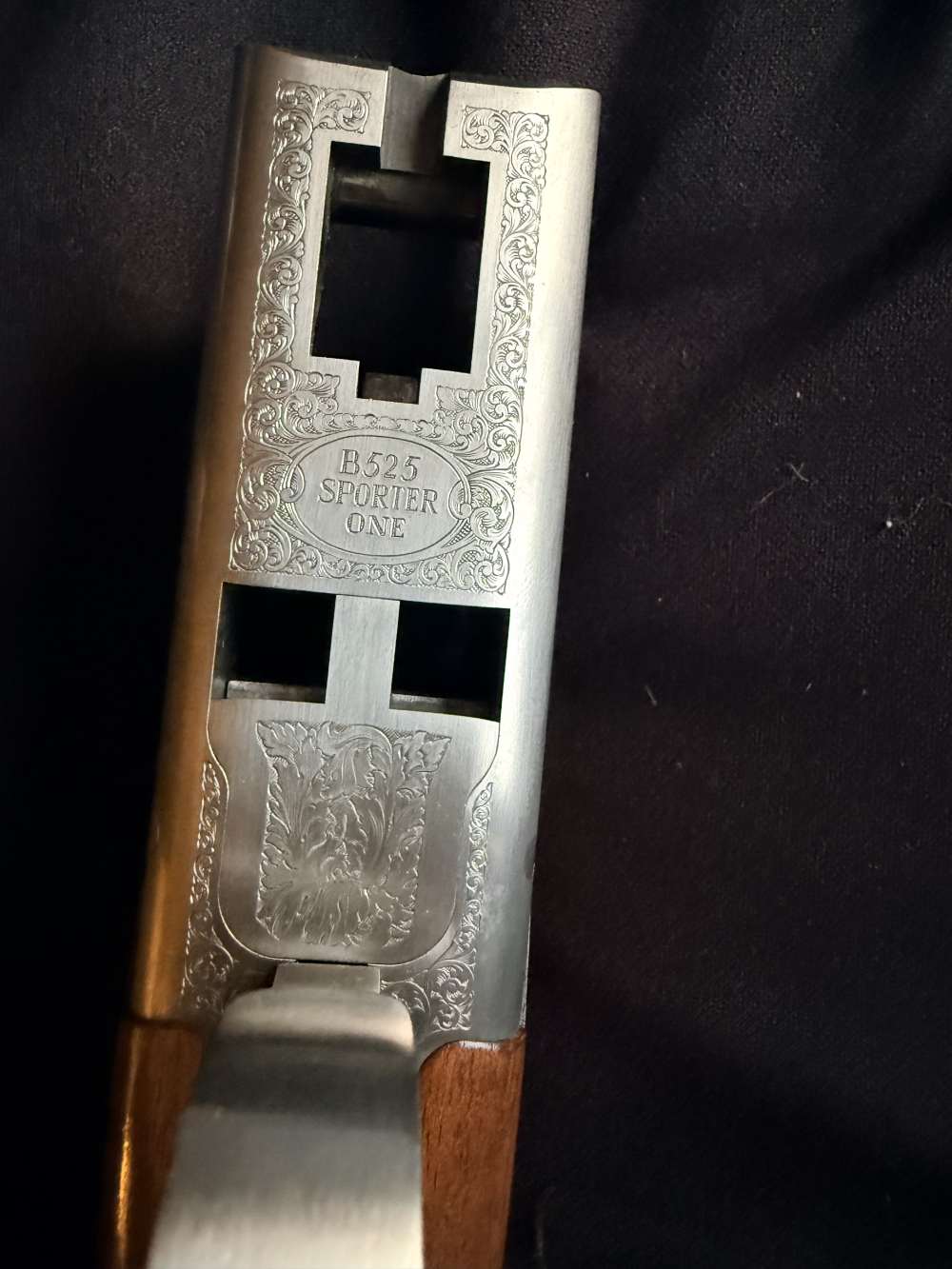 Browning 525 Sporting I O/U Shotgun 12GA. 2 3/4 or 3”  30" -img-6