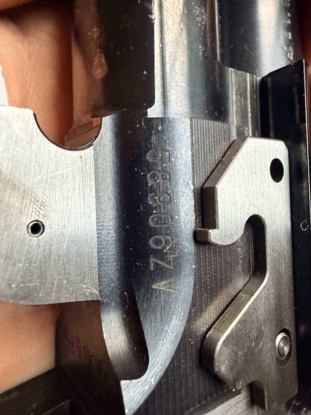 Browning 525 Sporting I O/U Shotgun 12GA. 2 3/4 or 3”  30" -img-34