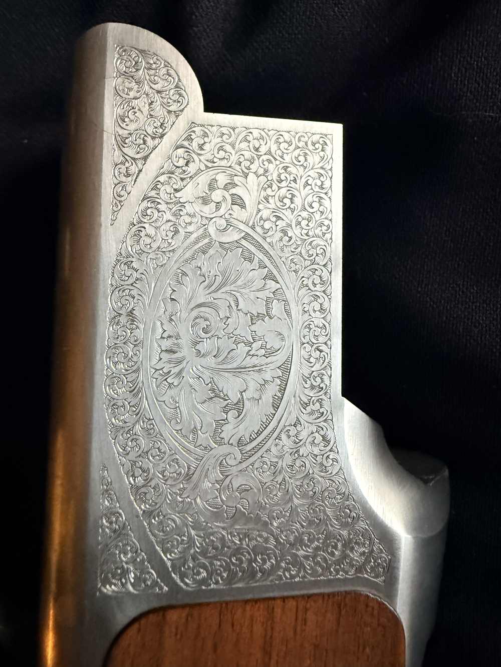 Browning 525 Sporting I O/U Shotgun 12GA. 2 3/4 or 3”  30" -img-61