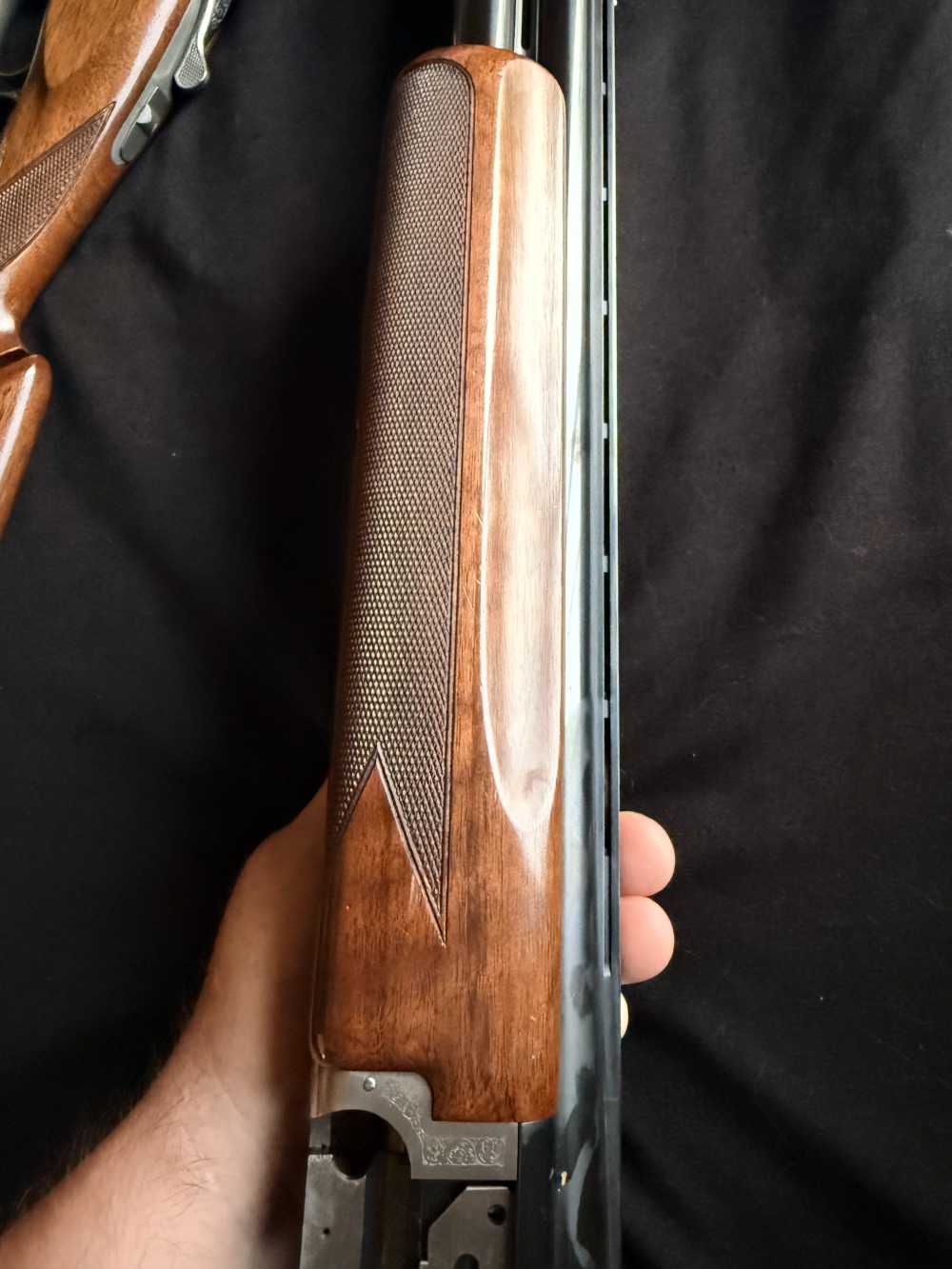 Browning 525 Sporting I O/U Shotgun 12GA. 2 3/4 or 3”  30" -img-42