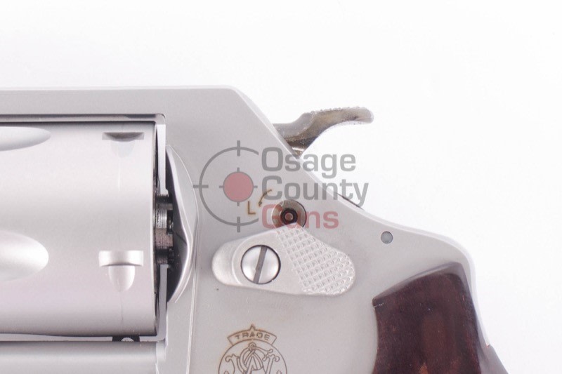Smith & Wesson Model 60 LadySmith - 2-1/8" - .357mag - Brand New-img-4