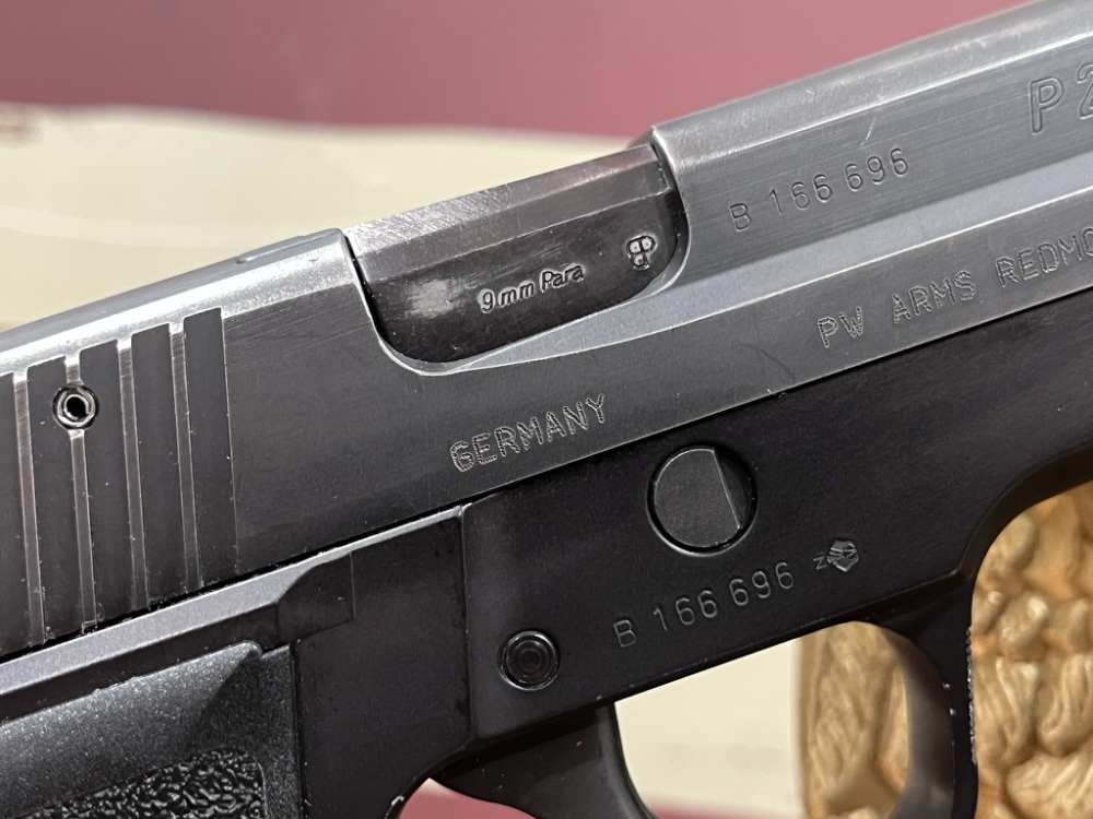 Sig Sauer Swiss Police P228-img-9