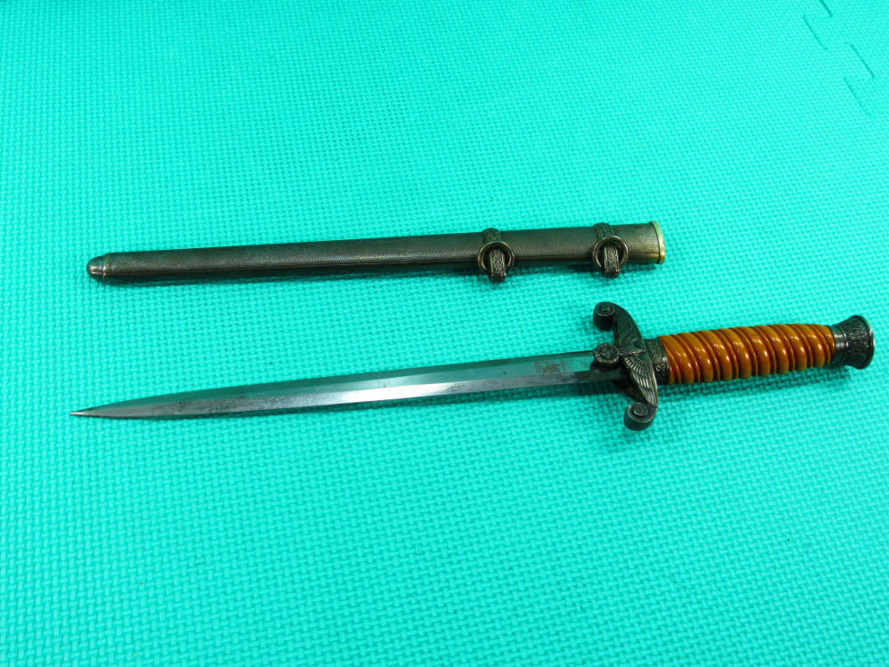 German Military WWII Eickhorn Dagger Heer Army Officer w/ Scabbard Nice!-img-11