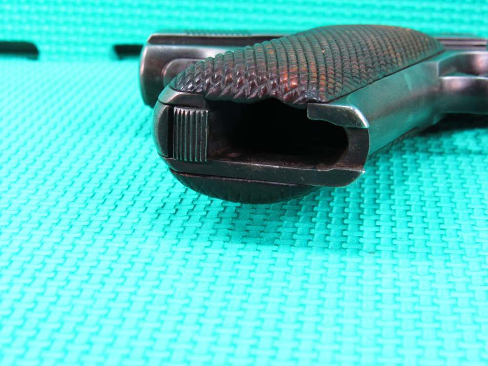 Colt Pre-Woodsman 1st Series 22 LR 6.5” Blued Semi-Auto 2 Mags Nice! -img-27
