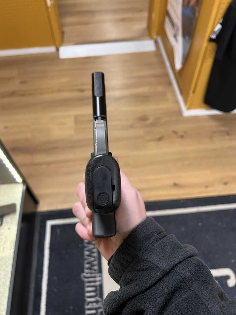 Smith and Wesson 22A-1-img-6