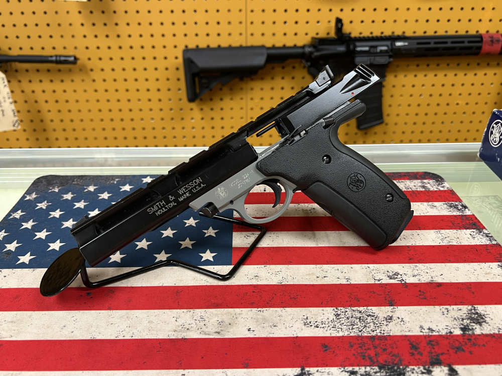 Smith and Wesson 22A-1-img-3