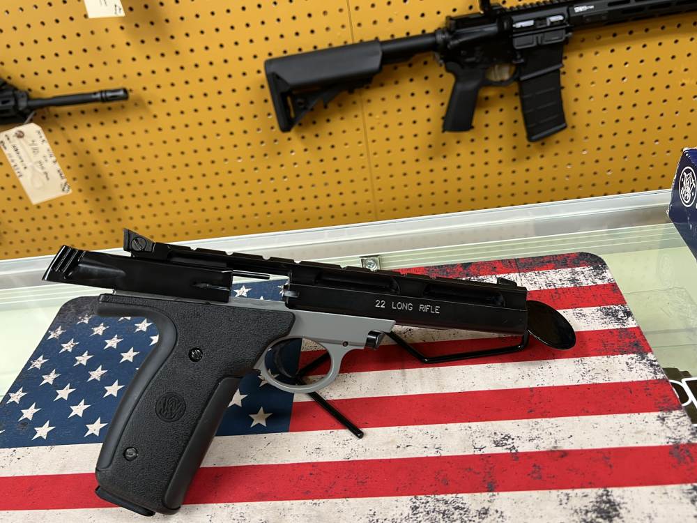 Smith and Wesson 22A-1-img-4