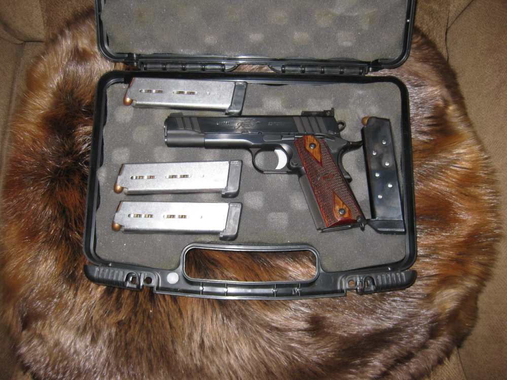 NIB Kimber Limited Edition 1911 .45 ACP 5" barrel 4 Mags !!-img-1