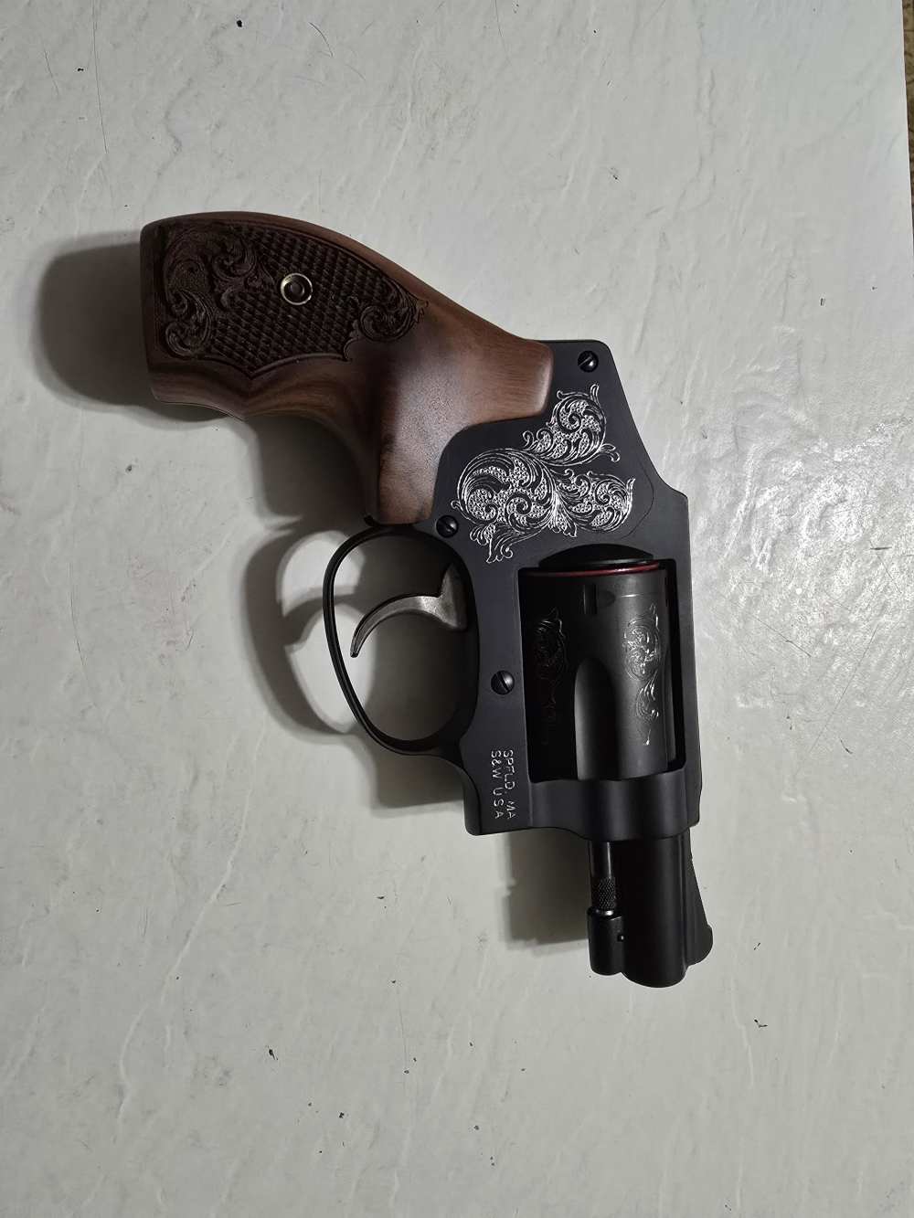 S&W 442 Engraved-img-0