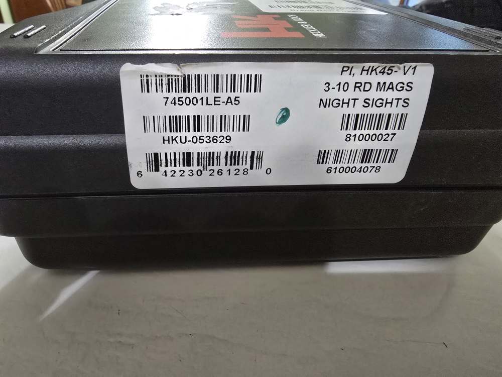 H&K 45 V1 Barely Used 3 mags Ambi Safety/ Decocker-img-3