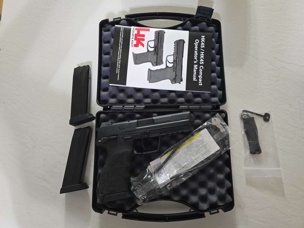 H&K 45 V1 Barely Used 3 mags Ambi Safety/ Decocker-img-2