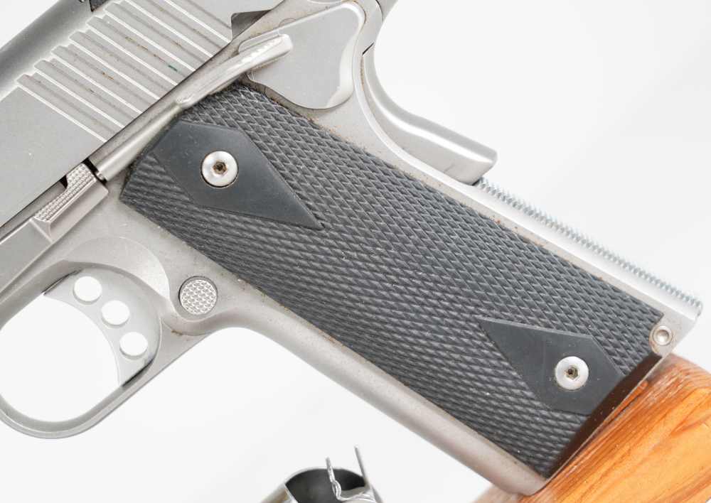 Kimber Stainless II 45 acp 5 inch SS with box and 1 mag *USED*-img-8