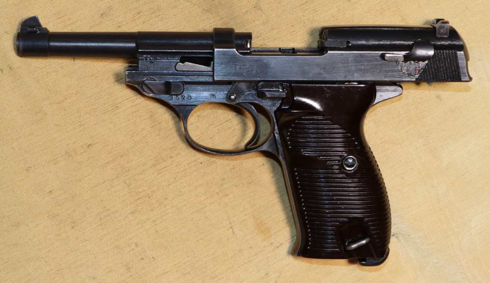 Mint & Scarce WWII German Walther P.38 ac45 Pistol w/ Holster-img-86