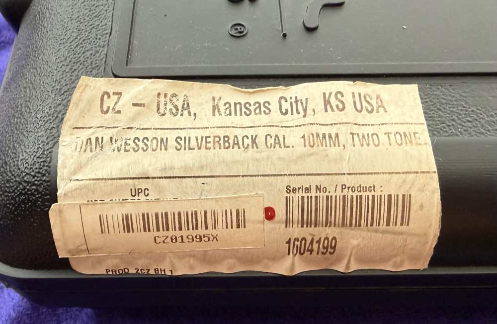 Dan Wesson 1911 Silverback 10MM Government 2 Tone Matching Box Complete-img-26