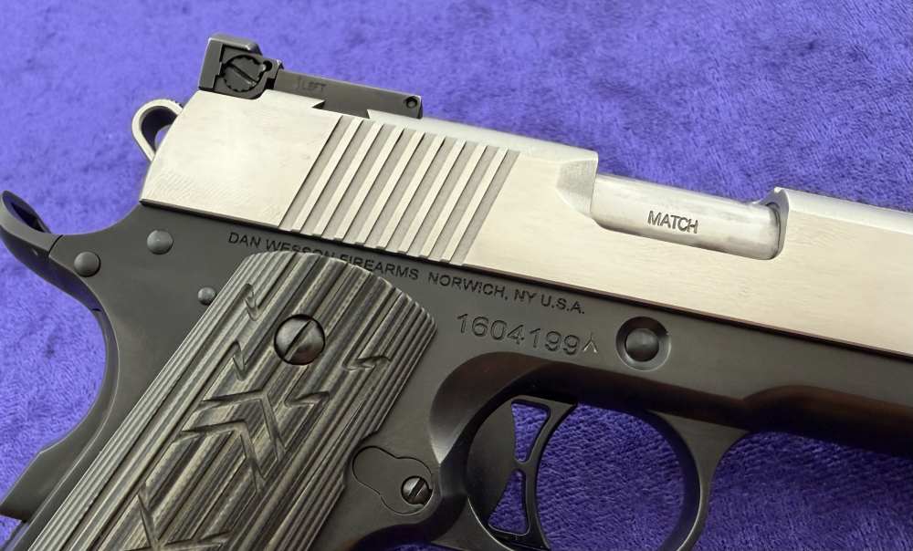 Dan Wesson 1911 Silverback 10MM Government 2 Tone Matching Box Complete-img-12