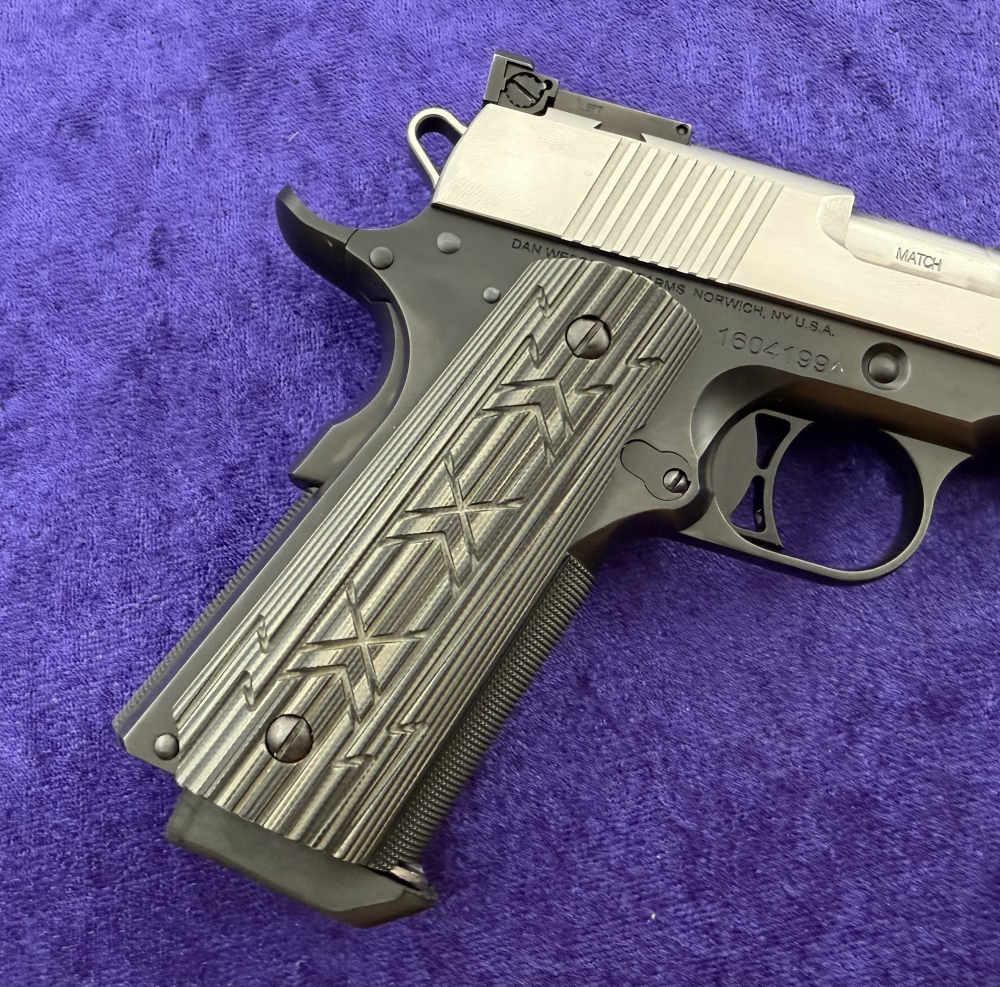 Dan Wesson 1911 Silverback 10MM Government 2 Tone Matching Box Complete-img-9