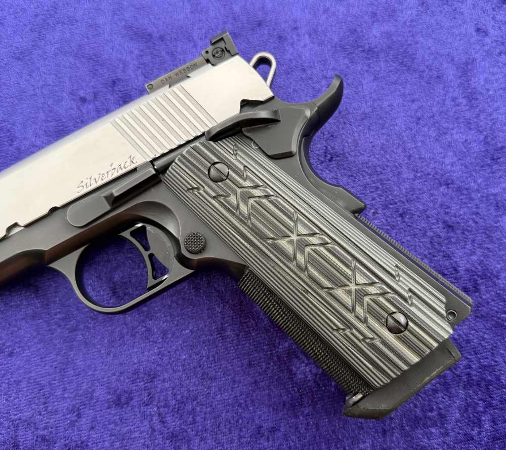 Dan Wesson 1911 Silverback 10MM Government 2 Tone Matching Box Complete-img-3