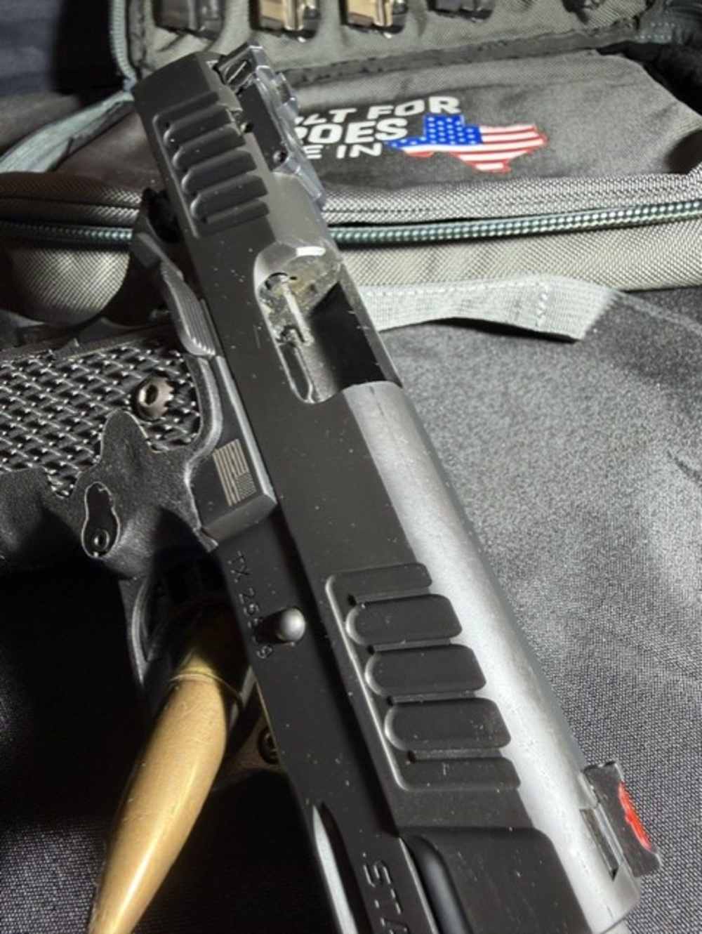 Staccato P 9mm – Serial TX25559 – Like New – 6 Magazines & Accessories-img-8