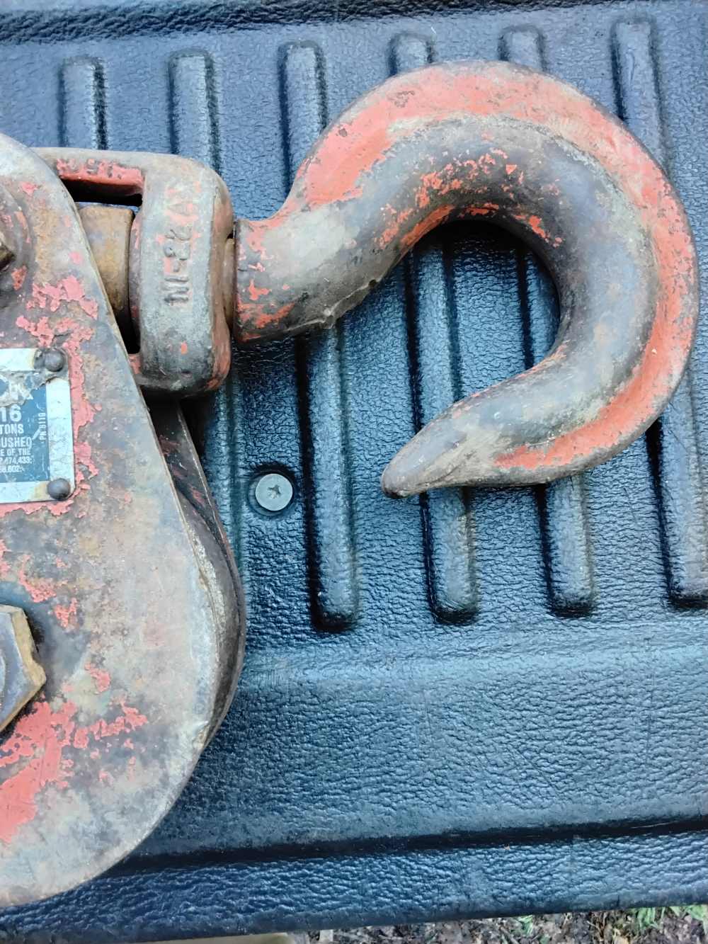 Mckissick 12 ton 6 inch snatch block -img-1