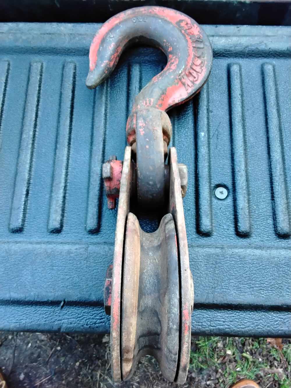Mckissick 12 ton 6 inch snatch block -img-2