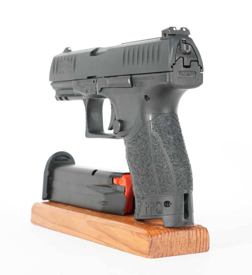 Walther PPQ 9mm with 1 high cap mag *USED*-img-10
