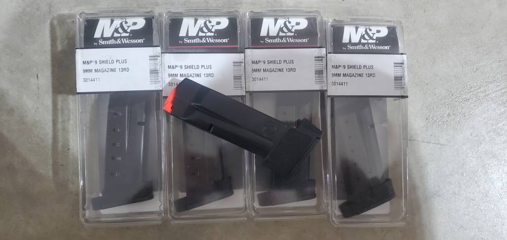 FIVE (5) S&W Shield PLUS 9mm Magazines Four 13rd ONE 15 rd *NEW-img-1