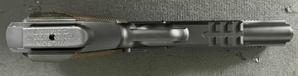 Wilson Combat CQB .45 ACP, 8+1, x2 Magazines, 5"/ 8.7" OAL + Soft Case-img-8