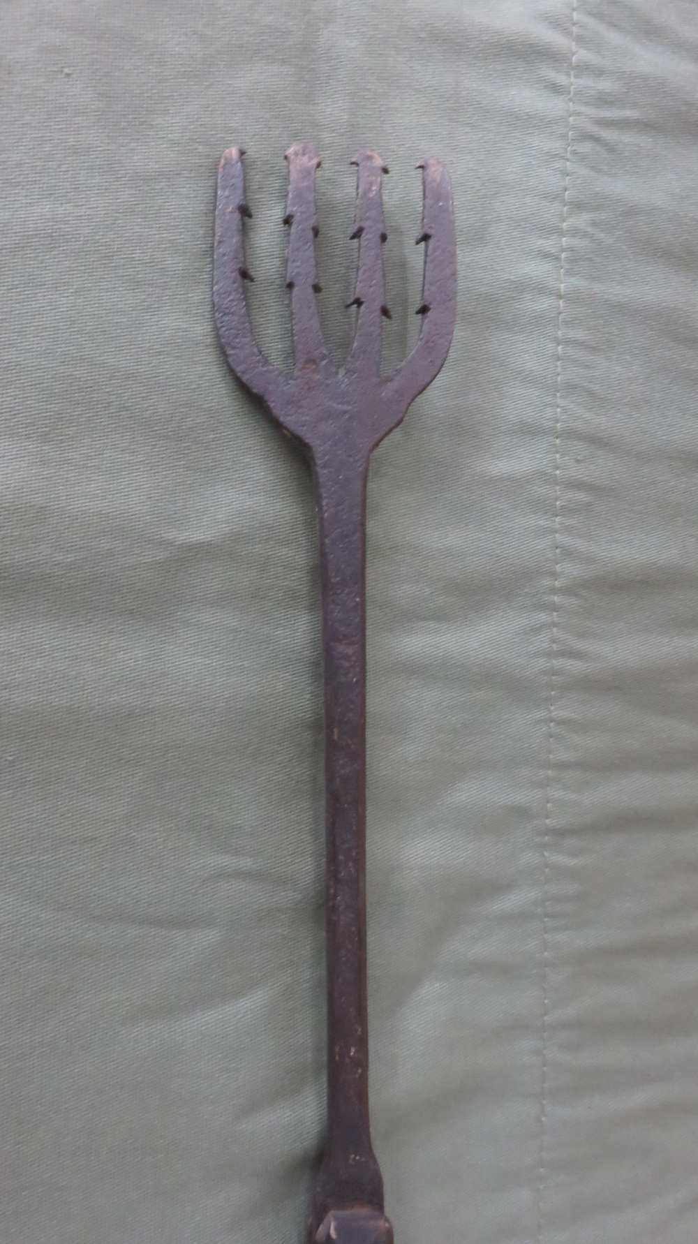 1850-1910 48" Antique Hand-Forged 4-Tine Eel Spear Gig-img-10