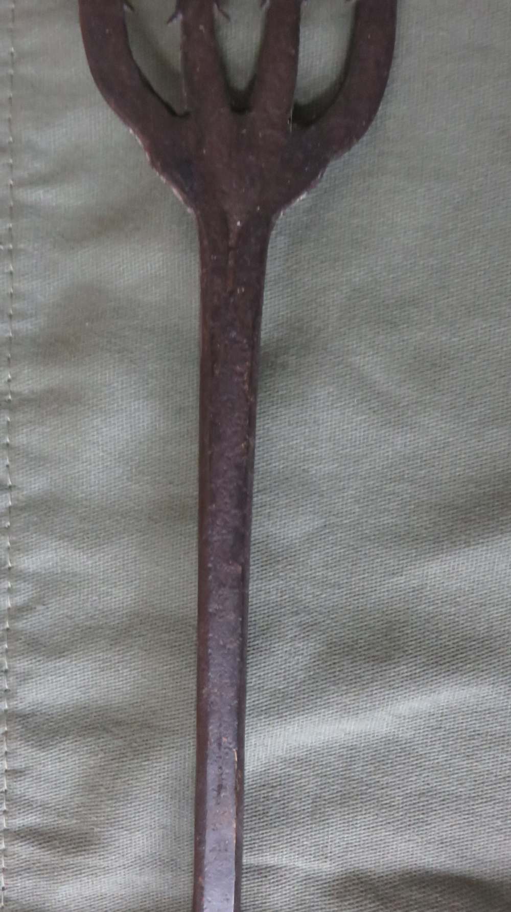 1850-1910 48" Antique Hand-Forged 4-Tine Eel Spear Gig-img-2