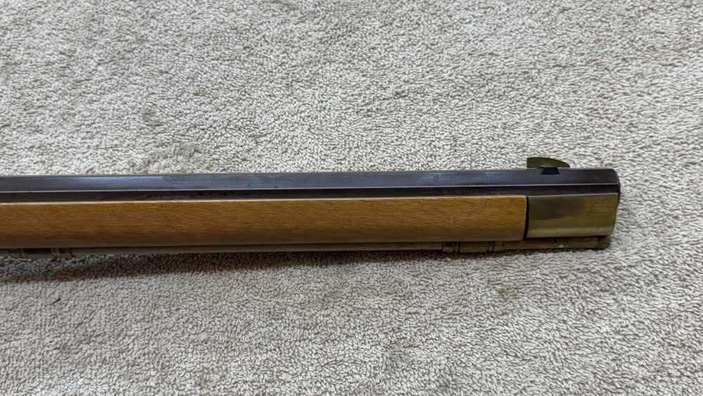 KENTUCKY RIFLE by Traditions 50 cal Black Powder VG COND-img-9