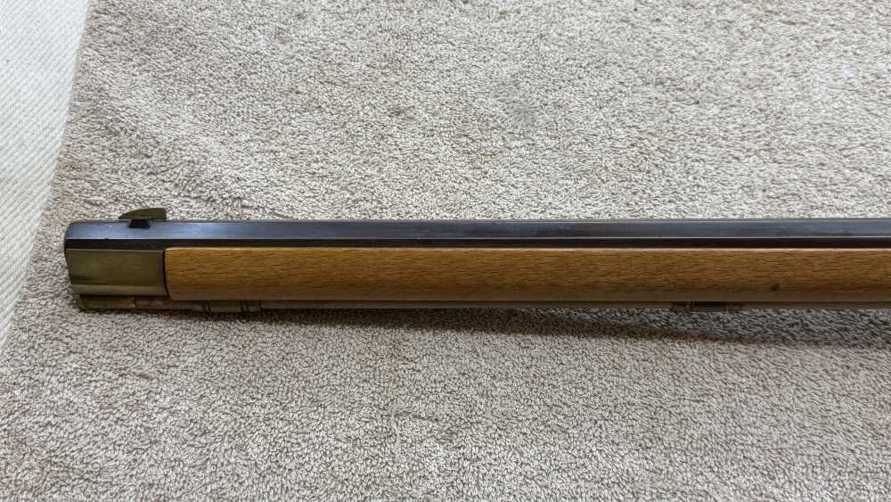 KENTUCKY RIFLE by Traditions 50 cal Black Powder VG COND-img-5