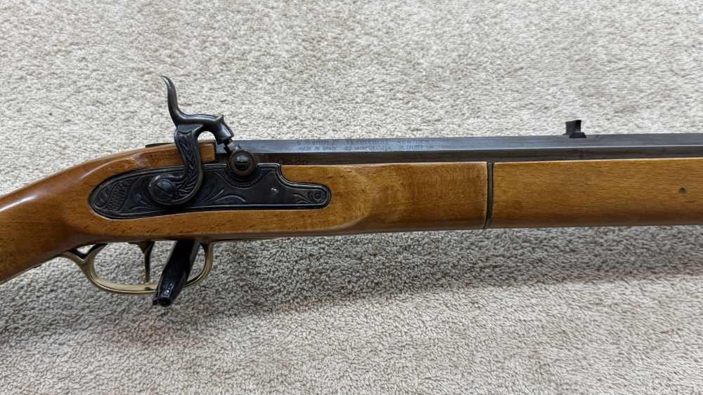 KENTUCKY RIFLE by Traditions 50 cal Black Powder VG COND-img-7