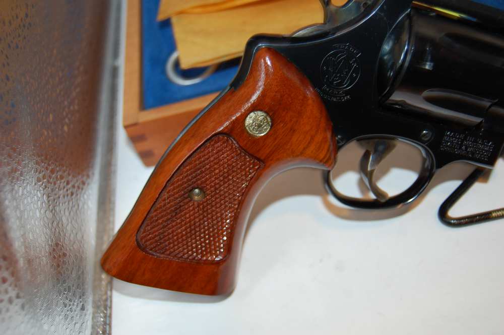 Smith & Wesson Model 27-2 Double Action Revolver Case Tools papers-img-14