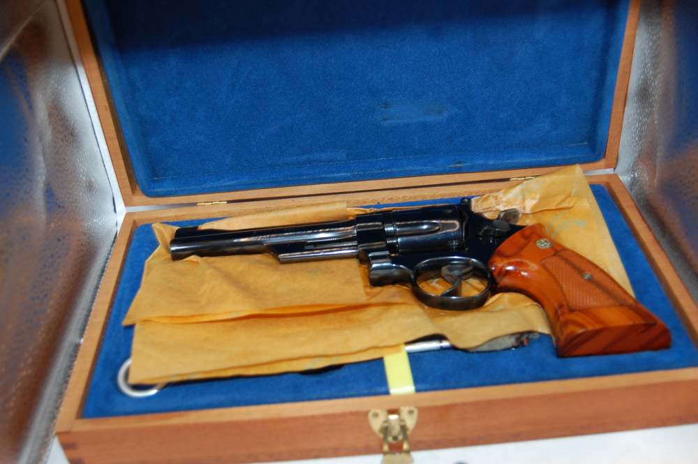 Smith & Wesson Model 27-2 Double Action Revolver Case Tools papers-img-20