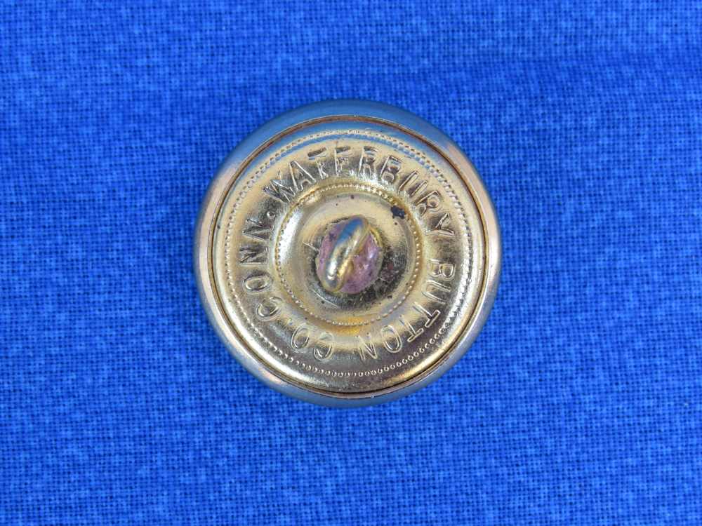 USMC DRESS BUTTON GOLD TONE OVER BRASS Waterbury 1 INCH IN DIAMETER -img-1