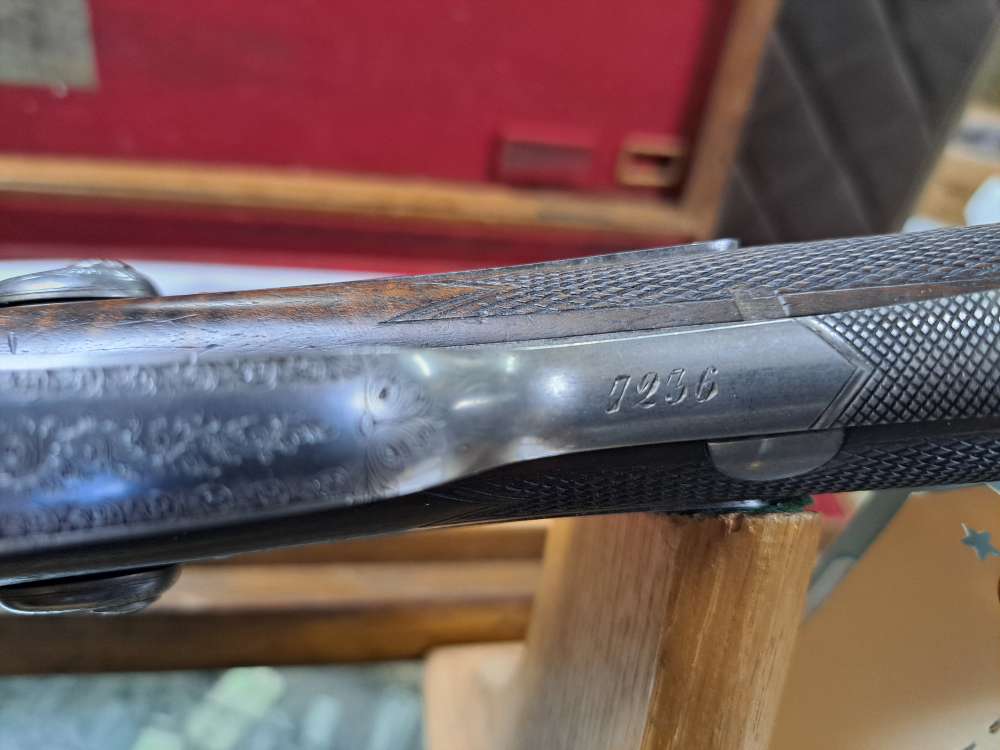 James Purdey Double hammer Riffle with Case-img-27