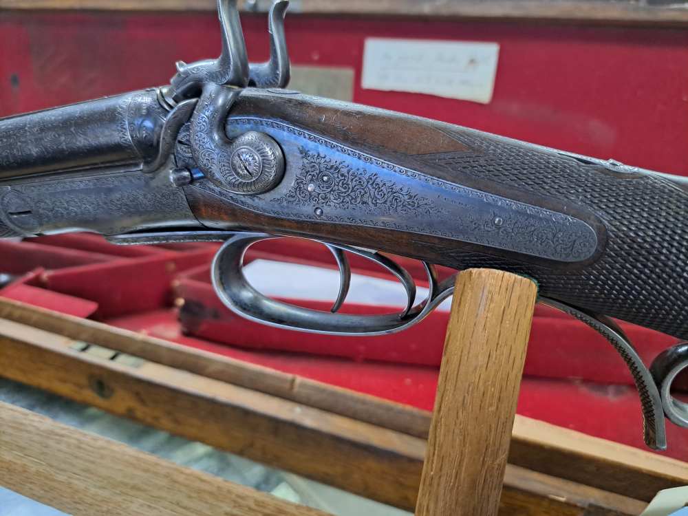 James Purdey Double hammer Riffle with Case-img-19
