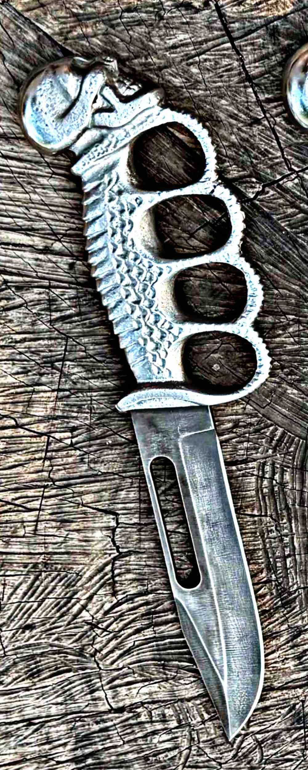 Skull Trench knife. Slotted groove -img-0