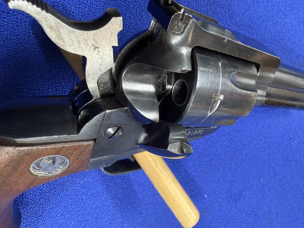 Ruger Blackhawk, made in 1968, 3 screw, factory box, chambered in .357 Mag-img-2