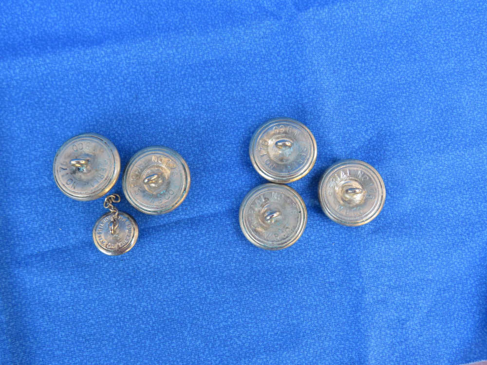USMC DRESS BUTTONS GOLD TONE BRASS WB CO SERIAL NO 176 & HILBORN-HAMBURGER -img-3