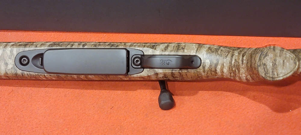 Browning A-Bolt III 270 Win 22" Threaded Barrel -img-11