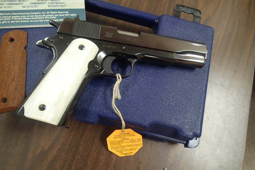 COLT 1911 SERIES 80 ROYAL BLUE "CLASSIC 45" DAVIDSONS EXCLUSIVE 1995 NIB-img-3