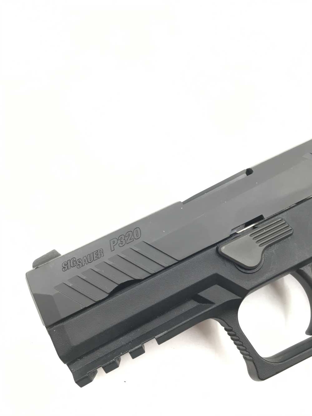 Sig Sauer P320 Carry 9mm Pistol with one Magazine and factory case-img-4